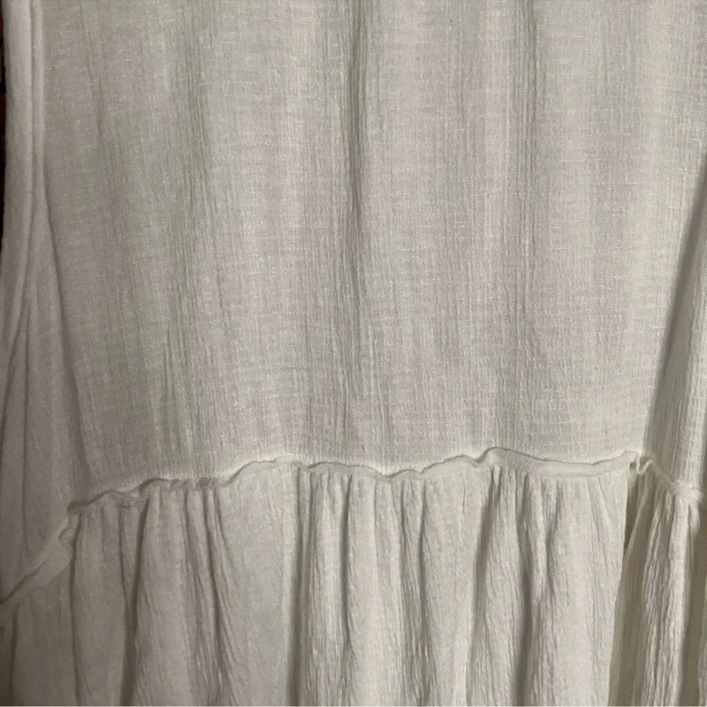 Taylor & Sage Women’s L Sleeveless Women’s Pullover Top Off White blouse - Picture 5 of 7